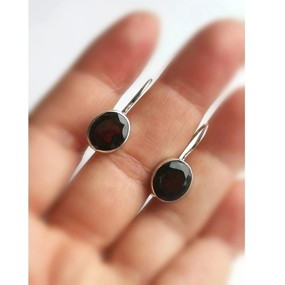 Sterling Silver Garnet drop earrings 🆕 - Picture 7 of 8